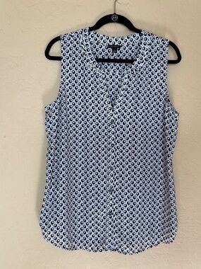 Ann Taylor sleeveless blouse